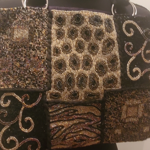 Beaded Black Handle Square Purse - Picture 2 of 3